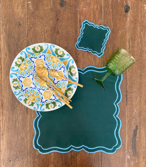 Marvao Scalloped Placemats + Coasters (Set of 6)- Fern Green