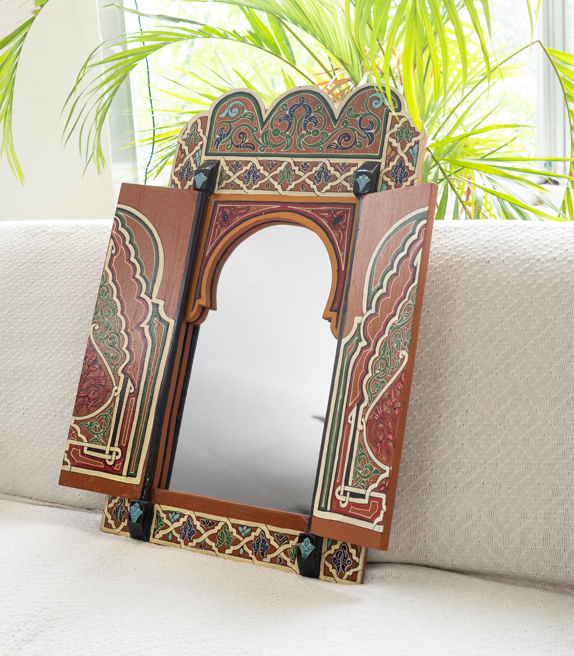 Raaya mirror  with door