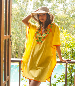 Segovia Embroidered Short Caftan (Lemon)