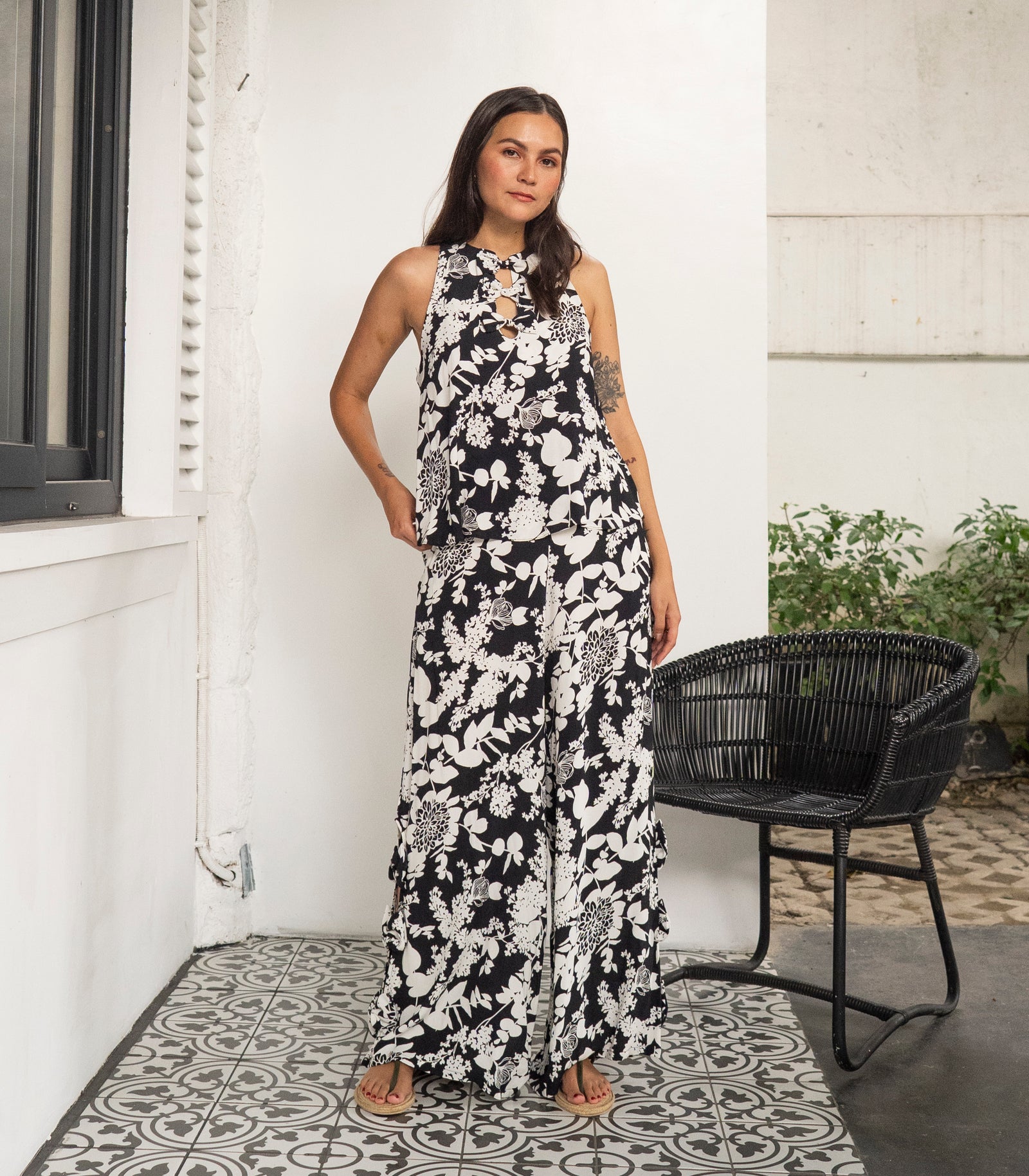 Valetta Set (Black and White Floral)