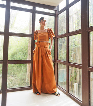 Bandariba Top and Pleated Pants Set (Rust)