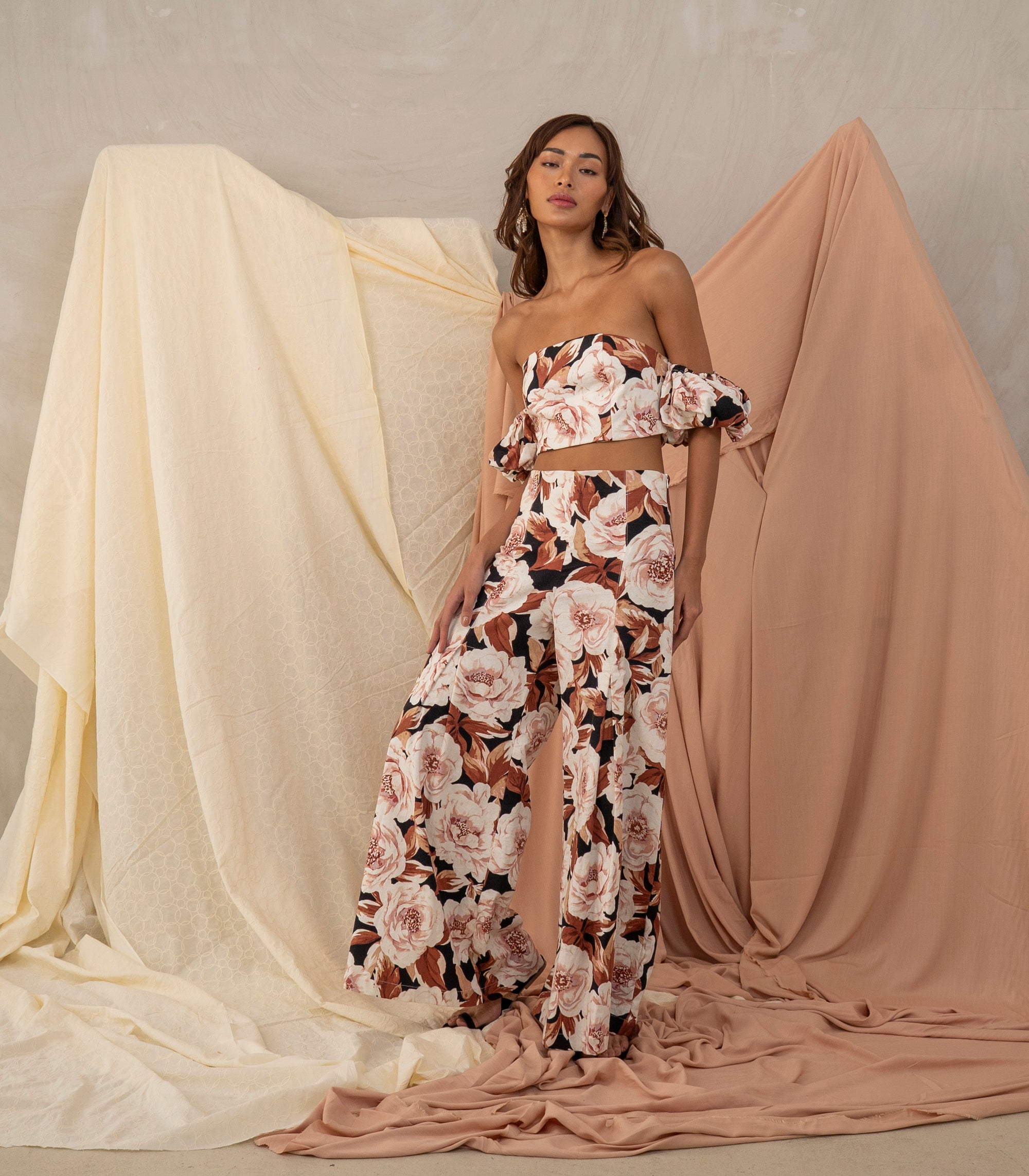 Veymandoo Off-the-Shoulder Top and Pants Set (Floral)