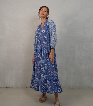 Maxi -Navy Blue Flora