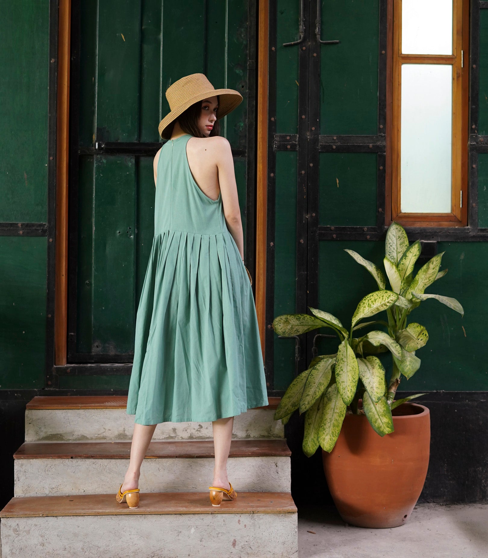 pleated tent dress Camopi Pleated Tent Dress (Turquoise)