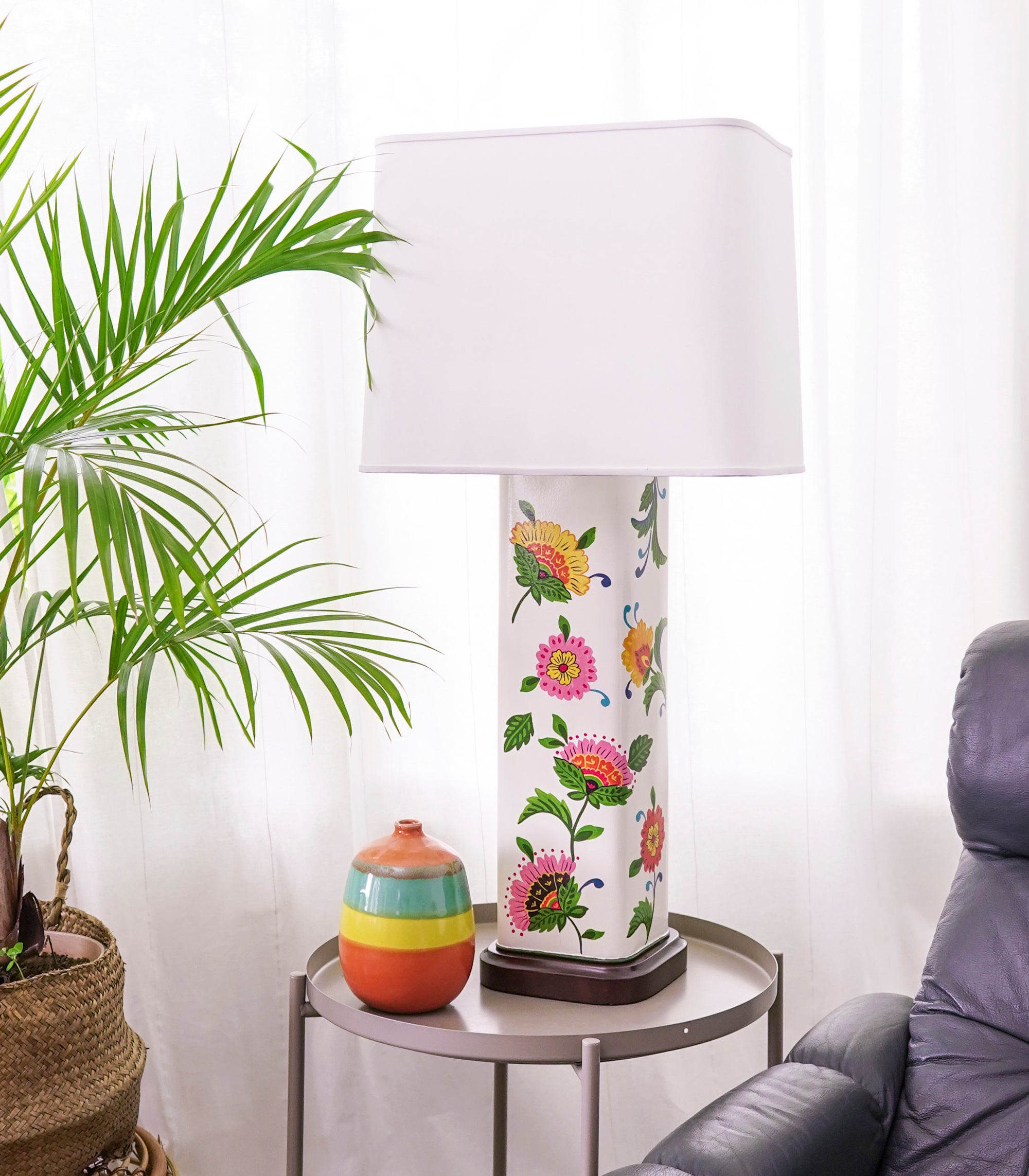 Lampu -Scandi Floral Square