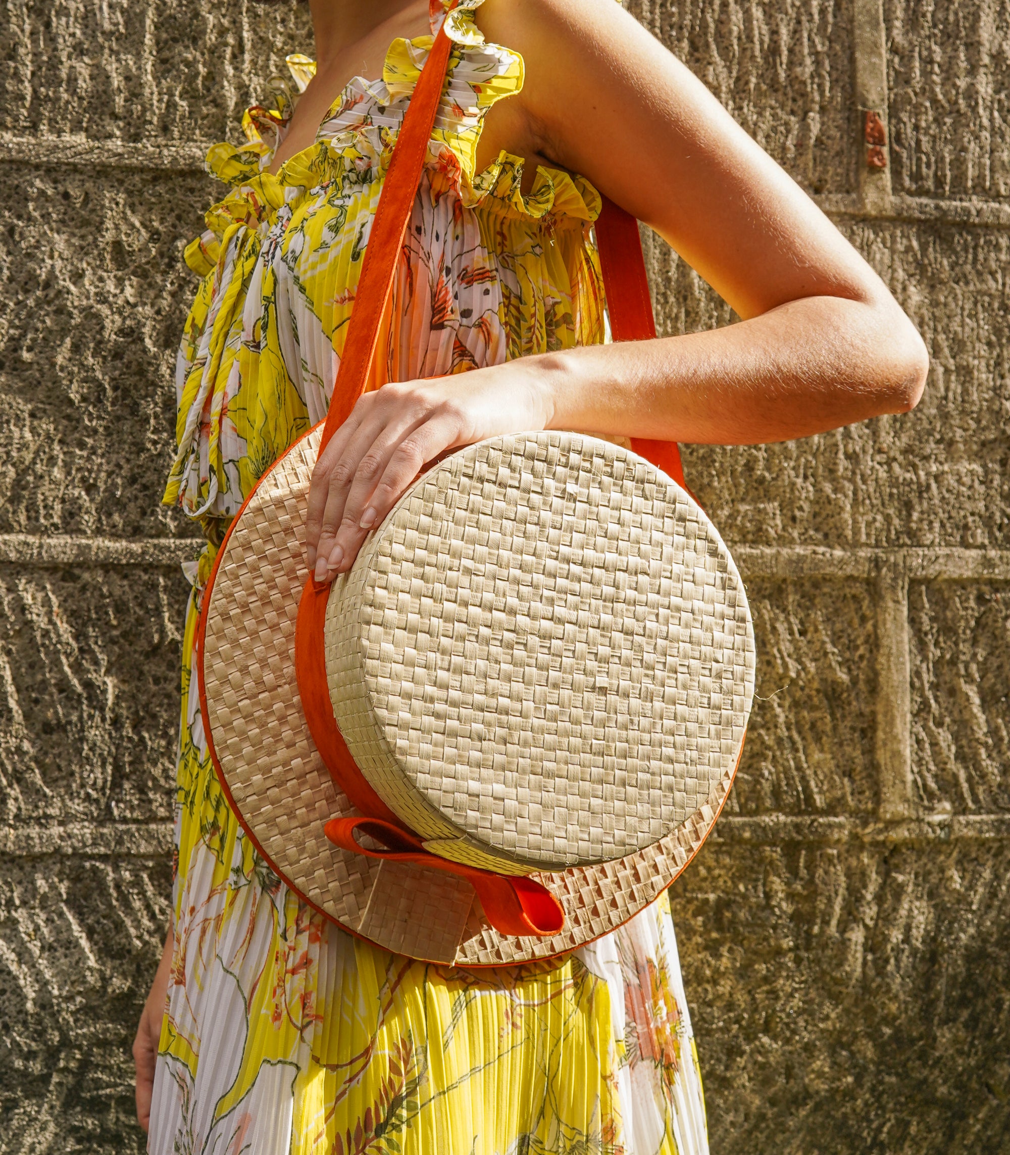 Le Chapeau Hat-Shaped Shoulder Bag  ( Orange & Beige)