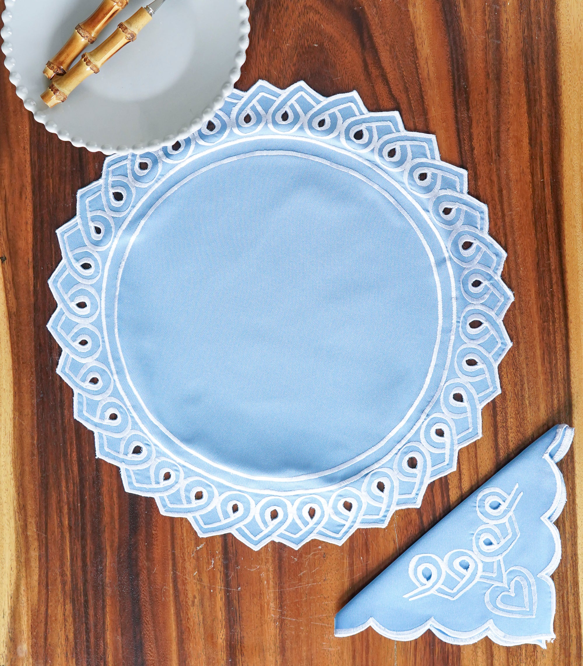 Catania Cutwork Placemats + Napkins (Blue with White)