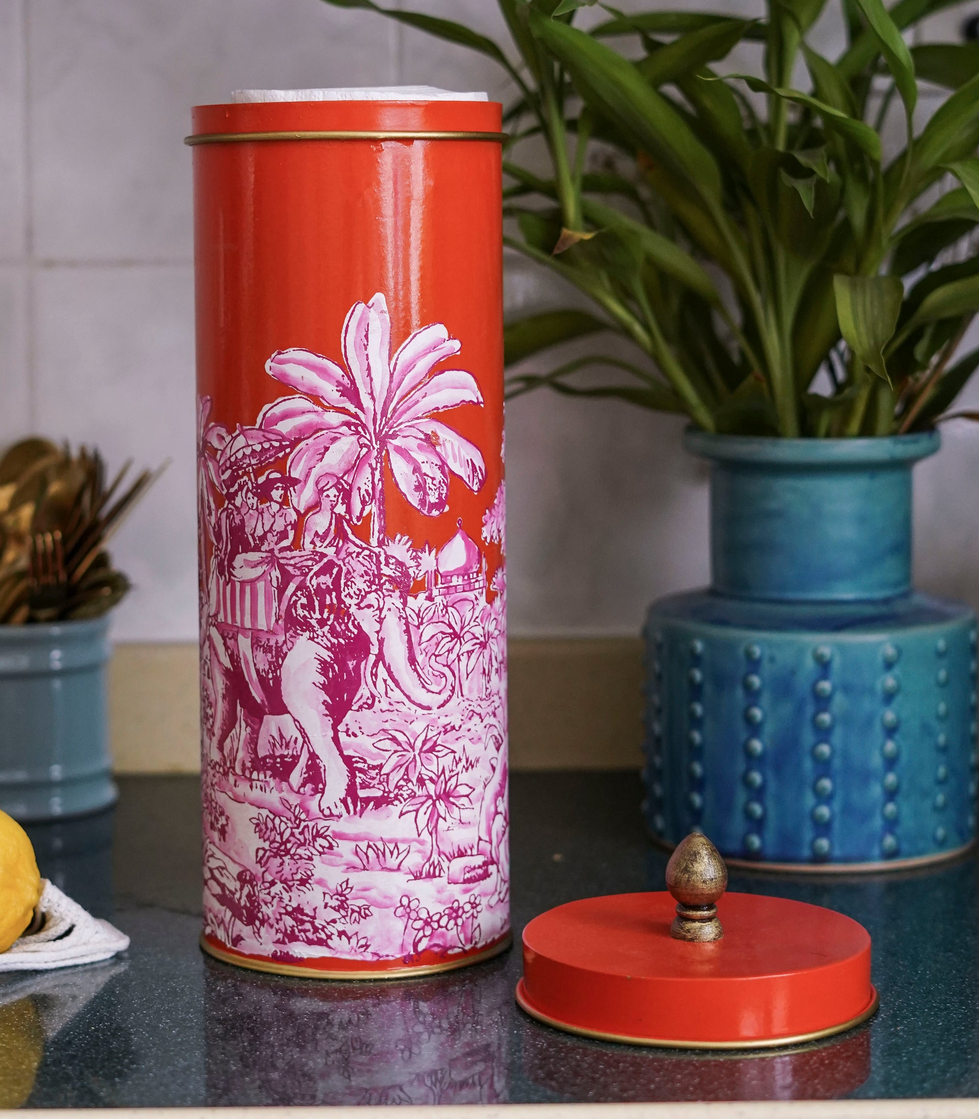 Ehun Syv Bathroom Tissue Holder
