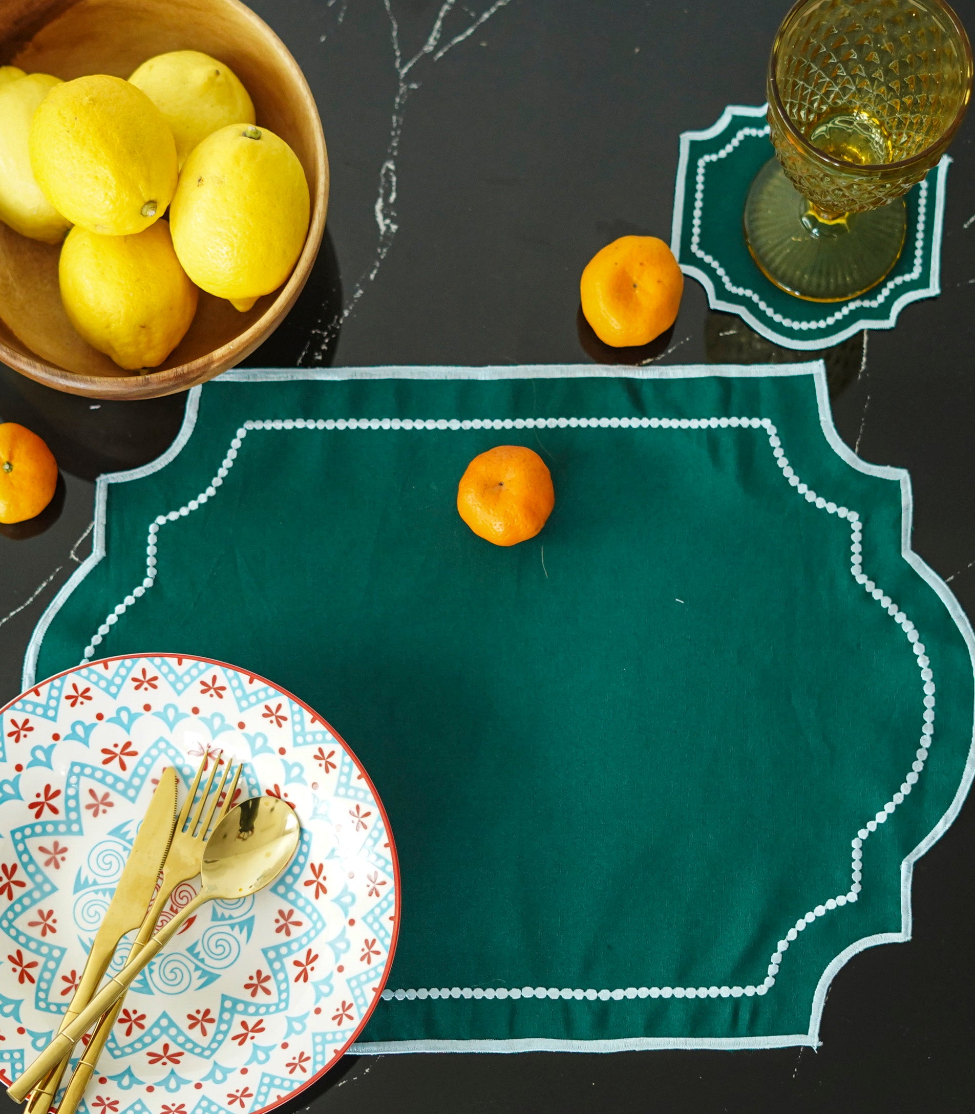 Tavira Edged Placemats + Coasters (Set of 6) - Green with white