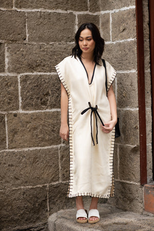 La Filippine V Neck Caftan     (Black & Beige)
