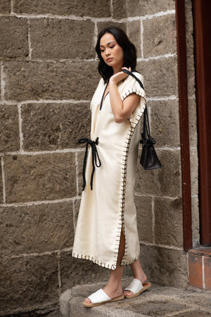 La Filippine V Neck Caftan     (Black & Beige)
