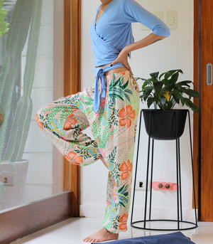 Florence Fling  Flow Sport Pants (Color Splash Print)