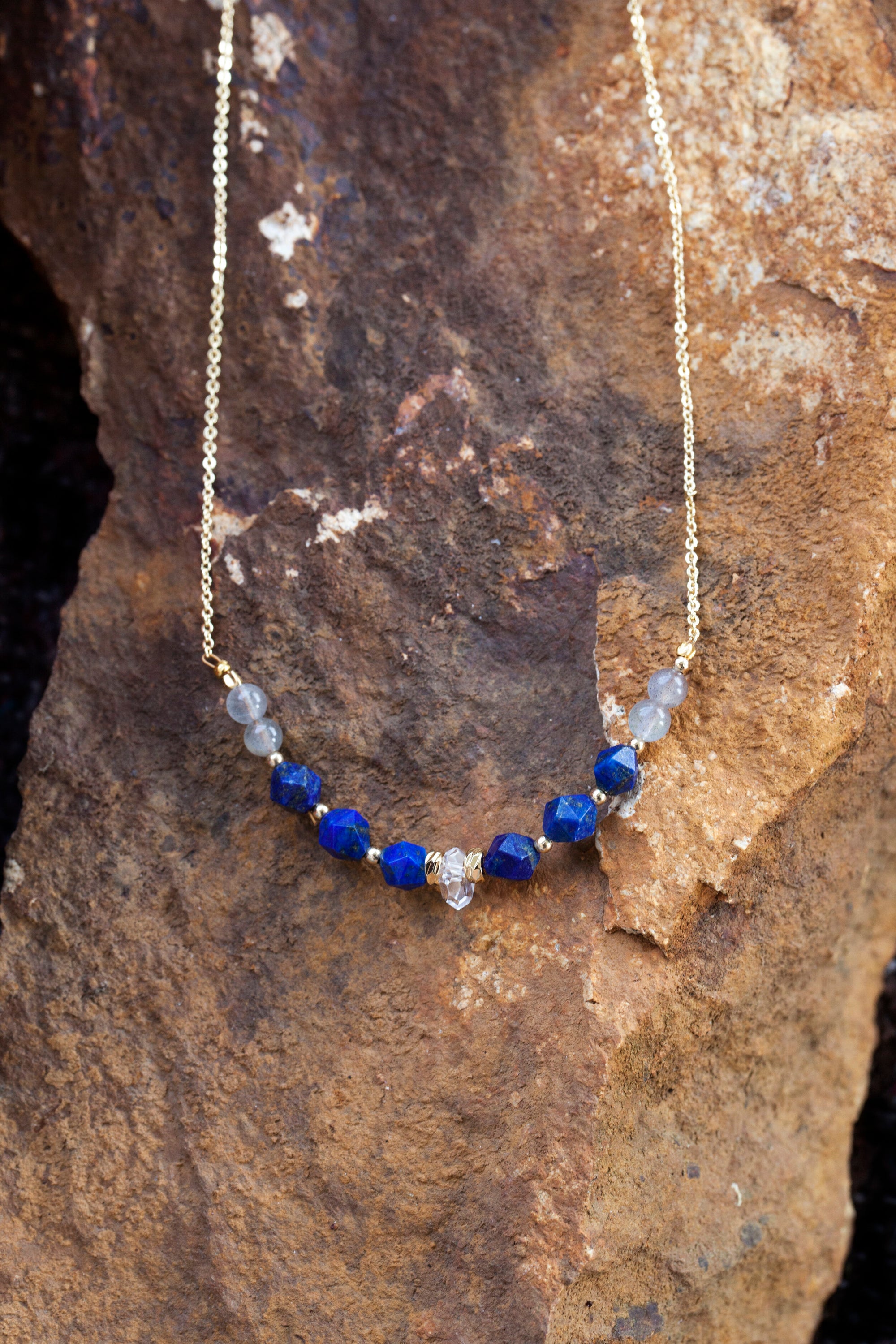 True Wisdom Necklace with Lapiz Lazuli, Clear Quartz and Labradorite (for women) TWIS-DW1